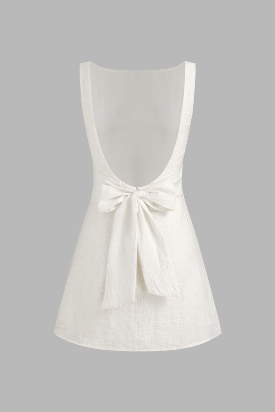 ELENA – Vestido Corto Escote Barco con Lazo en Espalda en Blanco Nieve