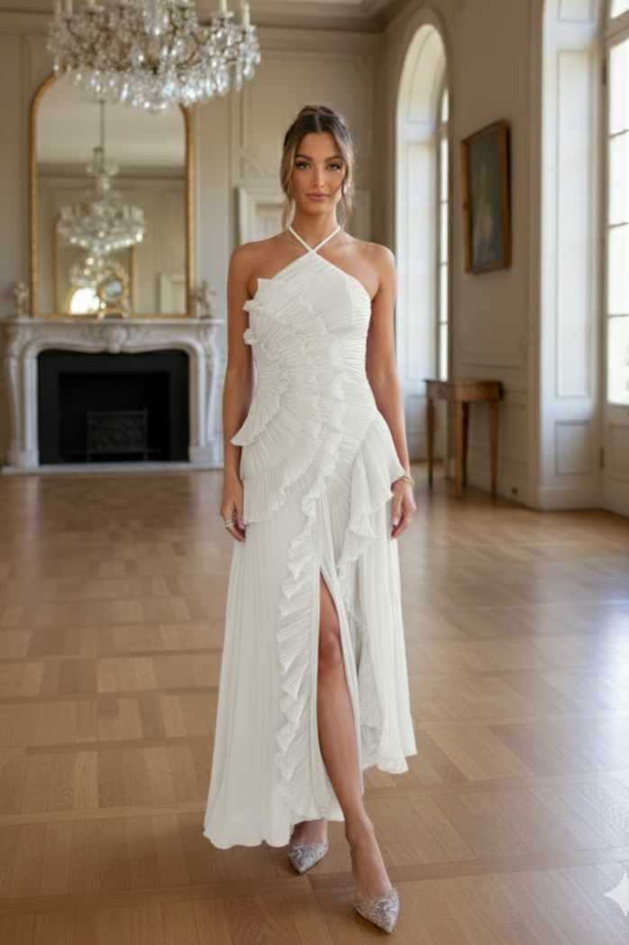 SOFÍA – Vestido Largo Plisado con Espalda Descubierta y Volantes Asimétricos