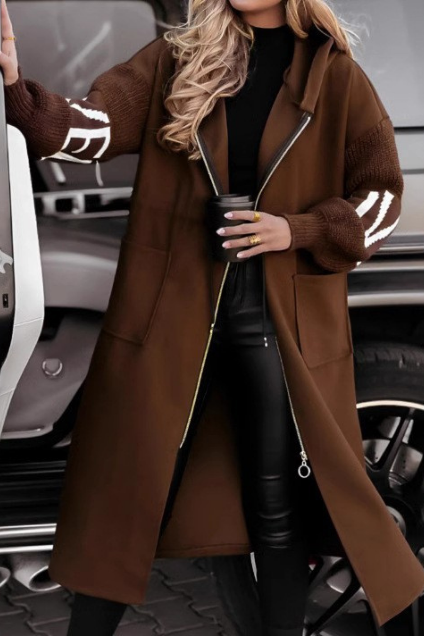 PEGGY - Chaqueta de mujer con mangas de punto y capucha