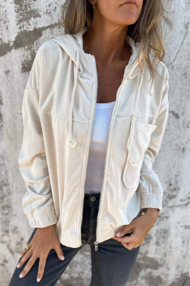 CLARA – Chaqueta de Pana con Capucha y Cremallera
