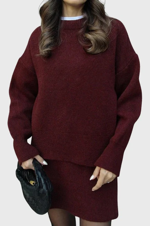 NADINE – Conjunto de Punto Suave Oversize con Jersey y Falda a Juego