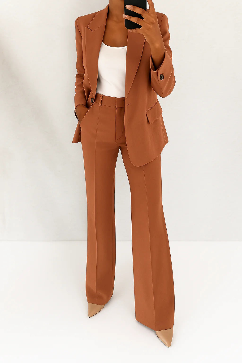 ARLETTE – Traje de Mujer con Blazer Moderno y Pantalón Recto de Corte Elegante