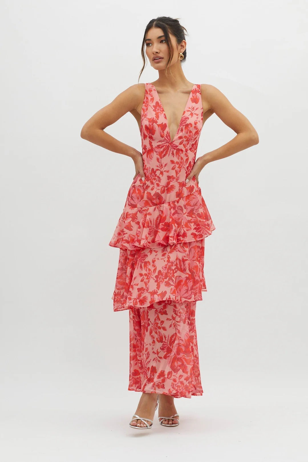 LORENA – Vestido Largo en Gasa con Espalda Descubierta y Volantes Florales