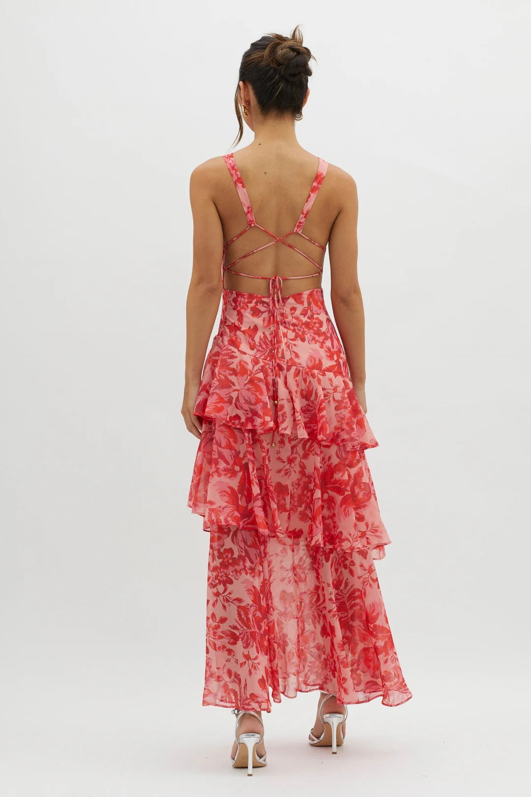 LORENA – Vestido Largo en Gasa con Espalda Descubierta y Volantes Florales
