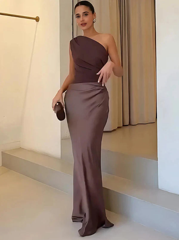 ALEIDA – Vestido Largo Asimétrico de Raso