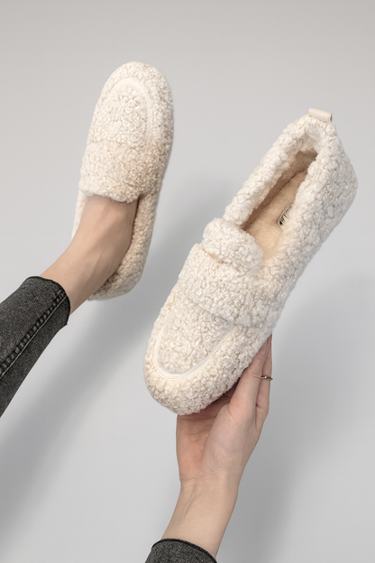 CHIARA – Zapatillas Cálidas de Lana con Diseño Elegante