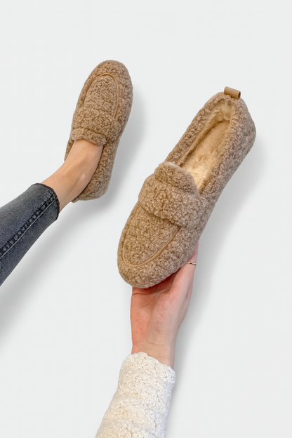 CHIARA – Zapatillas Cálidas de Lana con Diseño Elegante