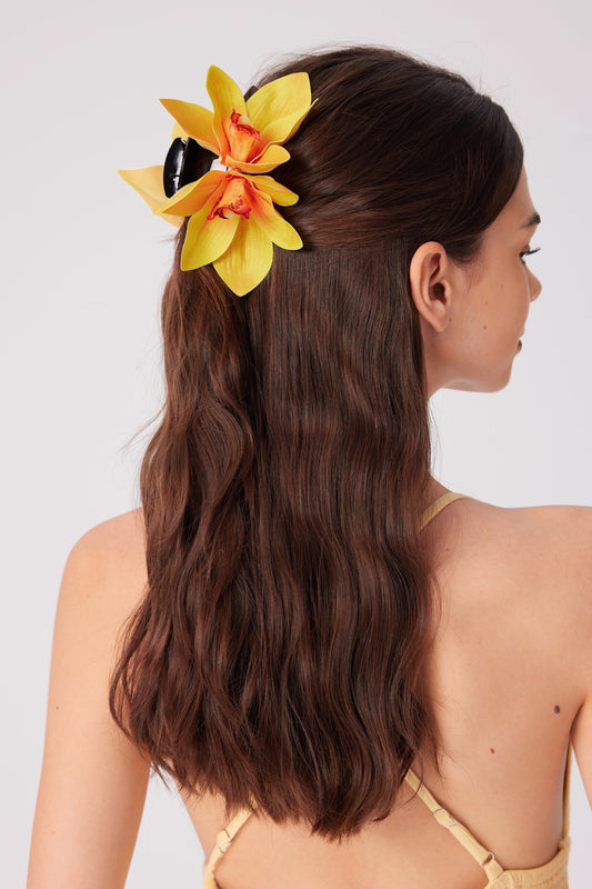 LEIRE – Pinza para el Pelo con Flor XL en Amarillo Tropical